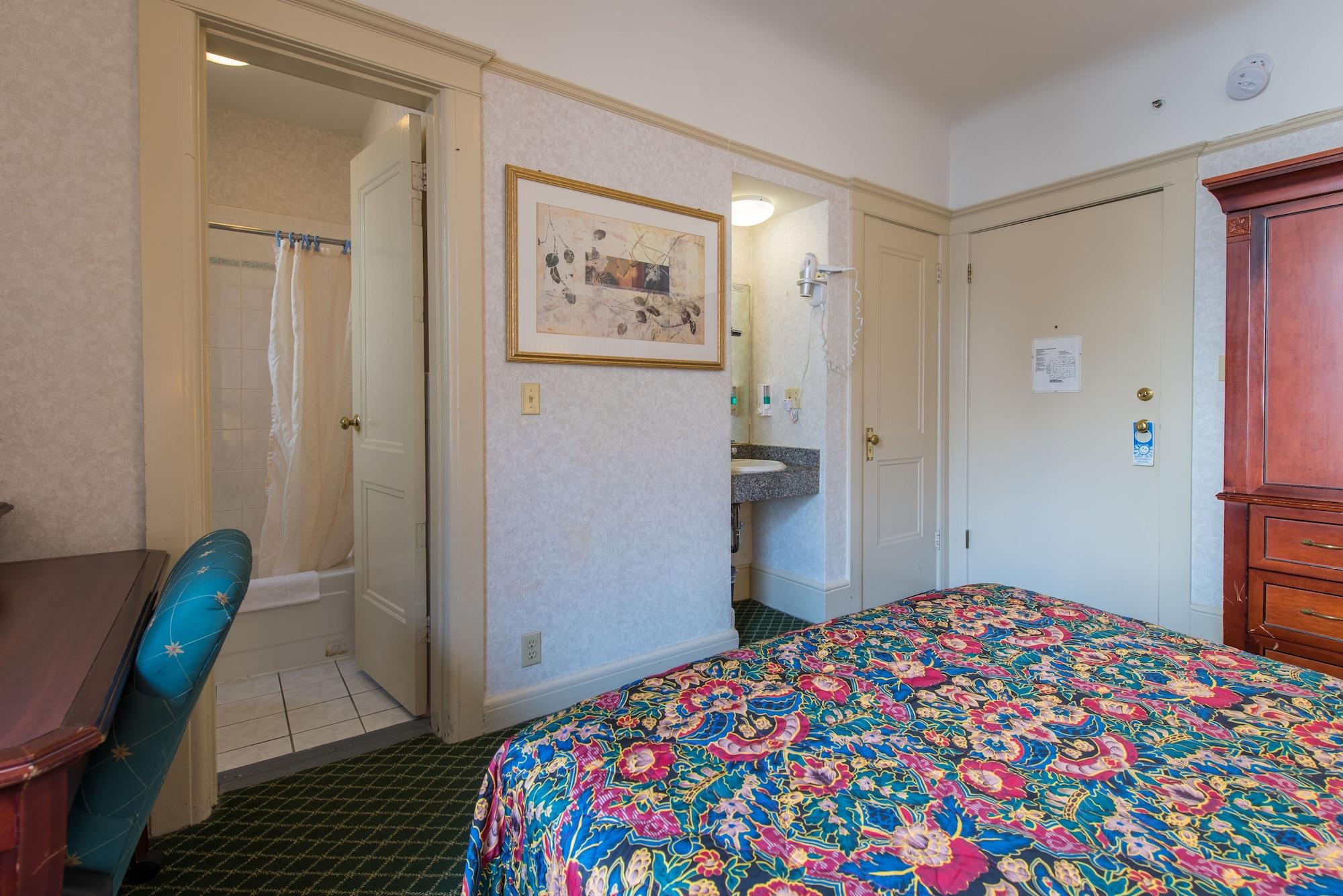 Union Square Plaza Hotel